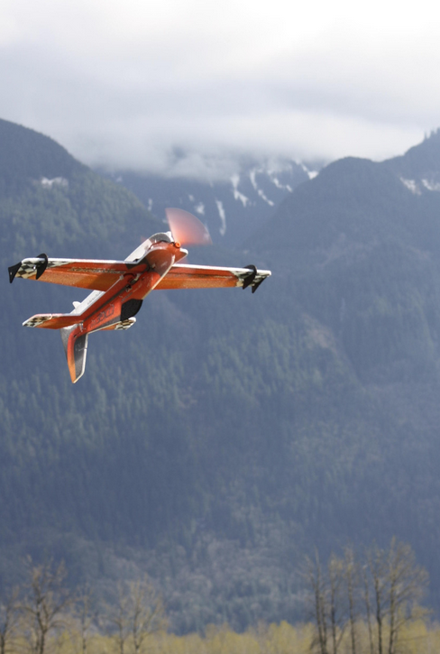 Edge 540 Mini Rouge 620mm Rc Factory  Voltige